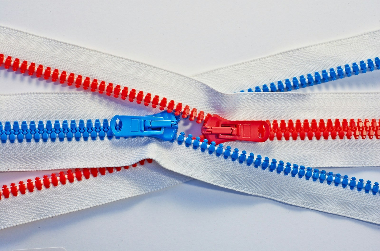 Zip It Good: How to Handle Every Zipper Fiasco on the Fly